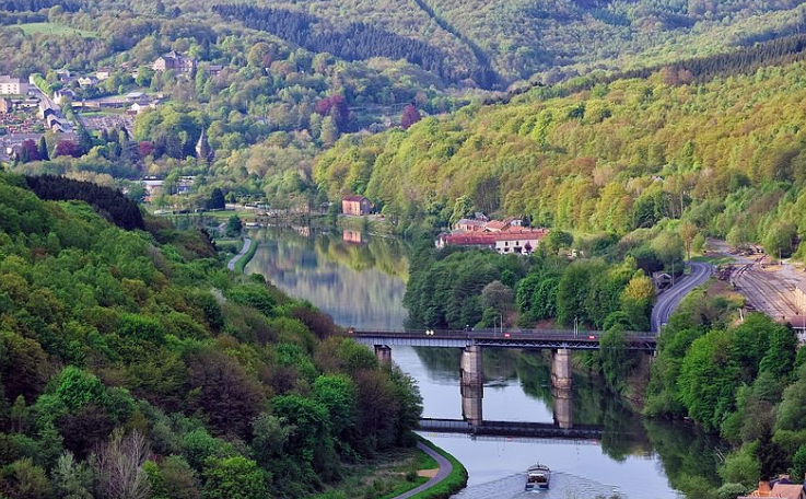 what is the longest river in france