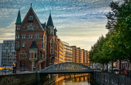 Hamborg Best Cities & German Landmarks To Visit In Germany