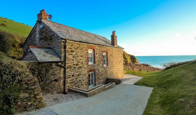 Gite complex for sale France: Buy a gite in France, French gites for sale, Dordogne deals €200k+. Complete investor guide to gite business for sale, yields, regions & costs. 