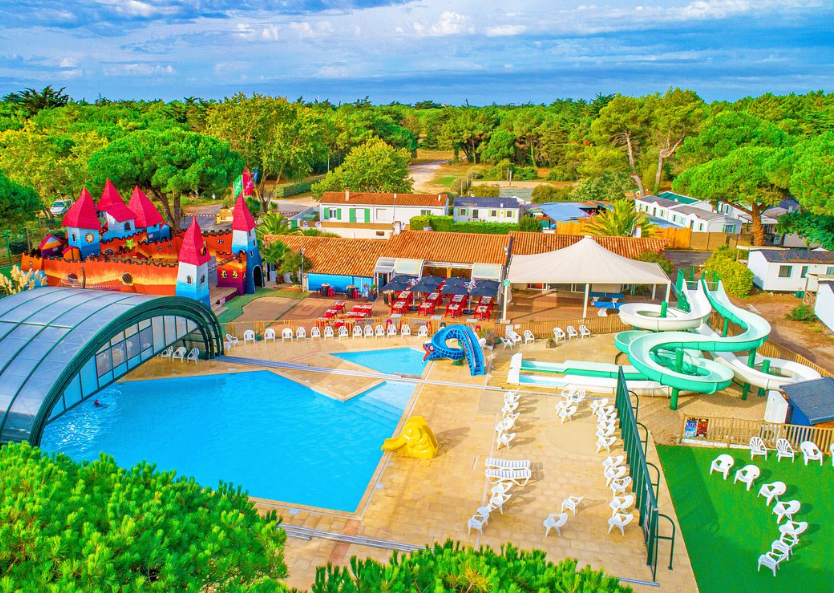 Best campsites Ile de Re: Eurocamp Ile de Re, Huttopia Ile de Re, municipal gems. Île de Ré camping guide—beachfront pitches, luxury glamping, family tips €25-€70/night.