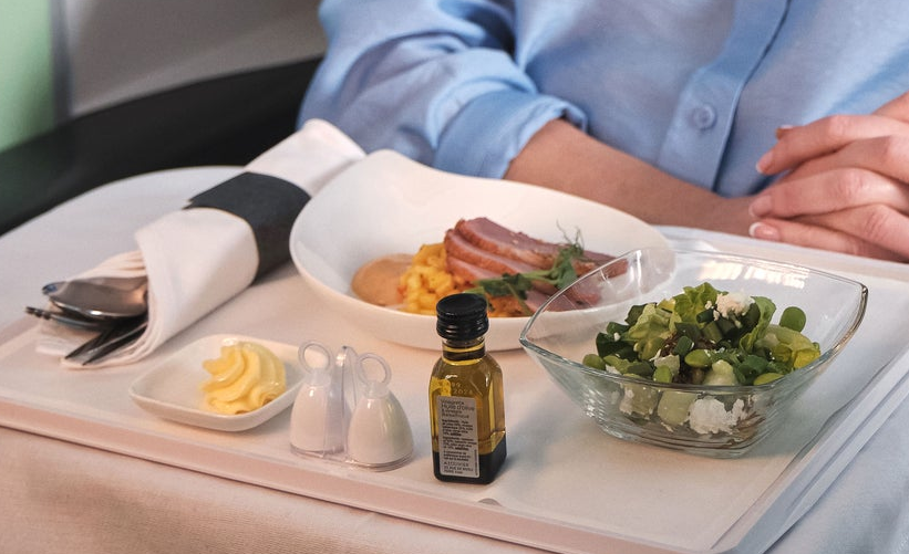 Read our expert Aer Lingus business class review. From lie-flat seats to Dublin lounge access and economy features, we break down if this Irish carrier is worth it.